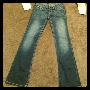 BKE STELLA JEANS 24×31.5"